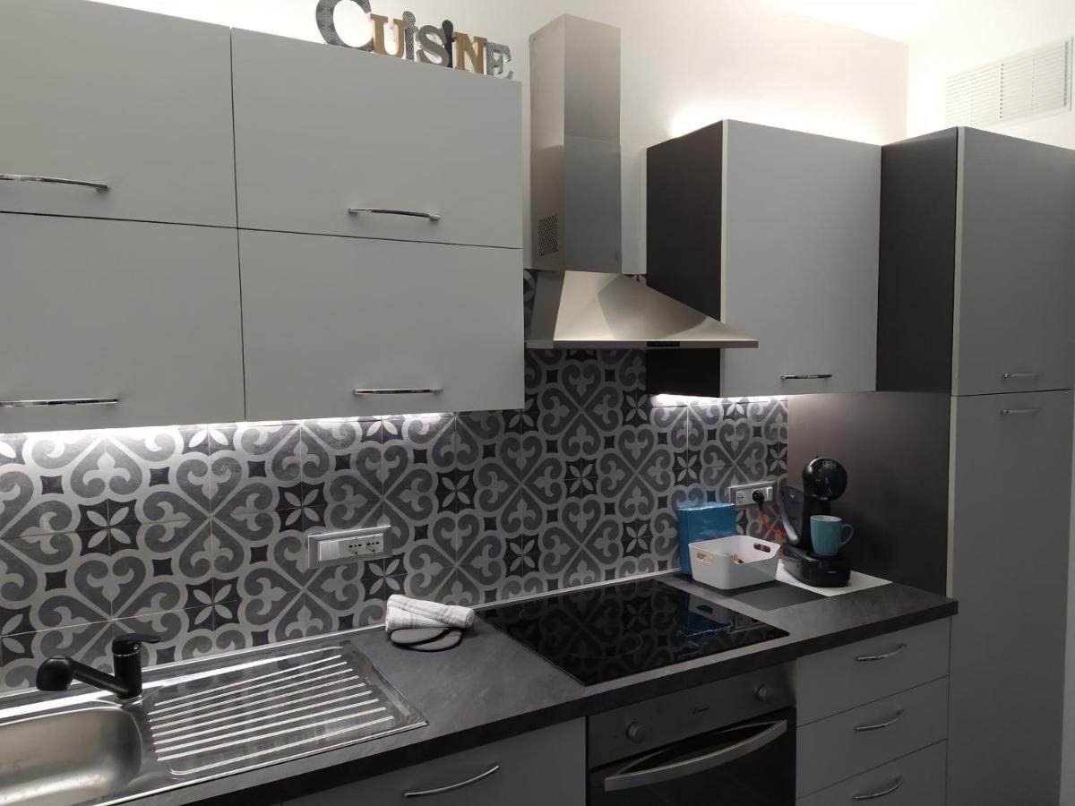 Lecasedisusi Casa Blu Савона Екстериор снимка